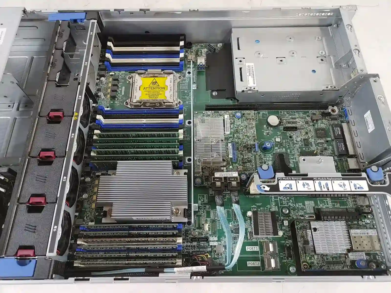 HP-ProLiant-DL380-Gen9-Inside-View - servers