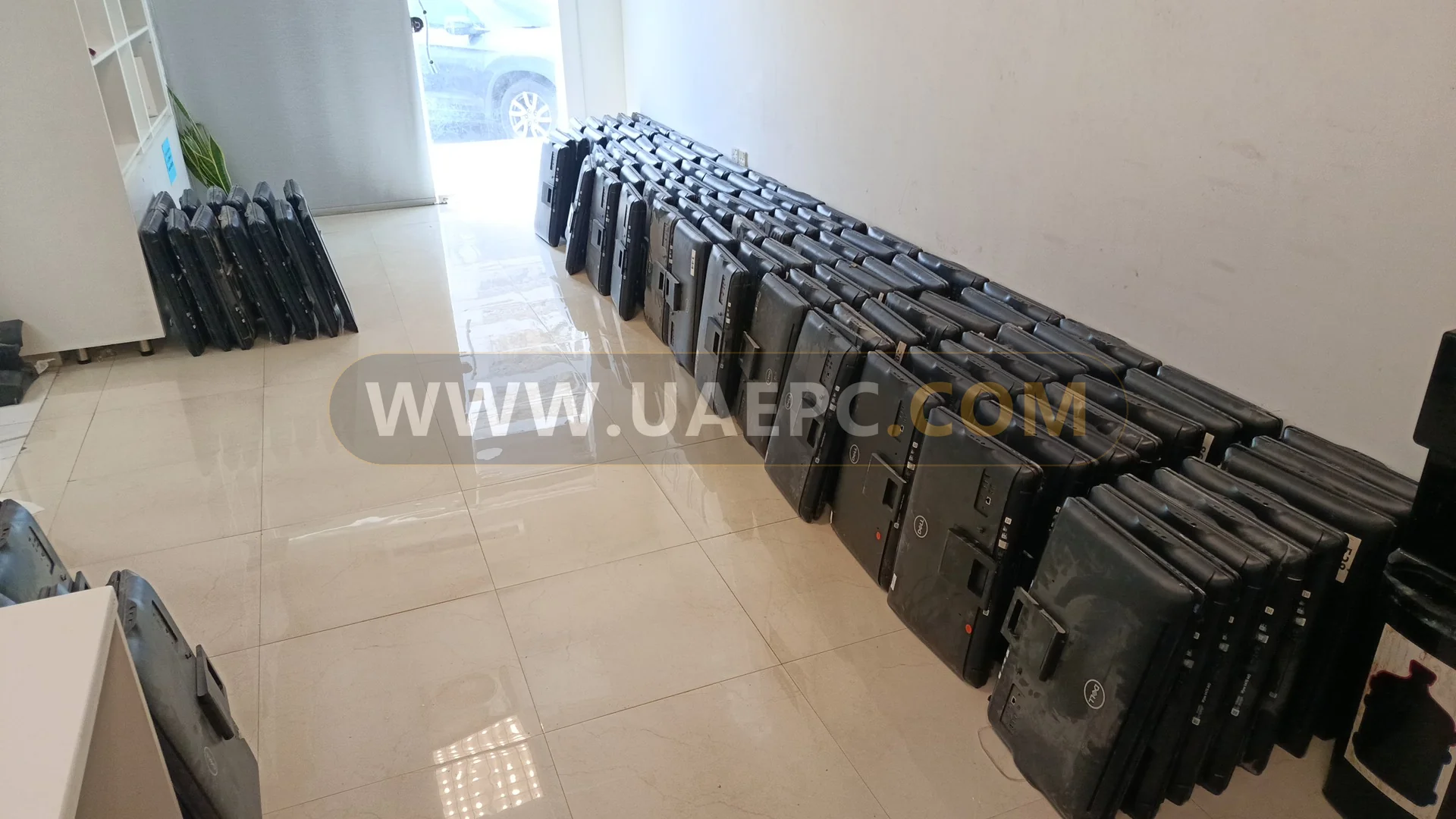 Lot of 300 Units - Dell Wyse 5470 All-in-One Grade B/C 24" Celeron Gen 8 (RAM-less, HDD-less) Stock — image 1 · wholesale bulk stock — UAEPC Sharjah & Dubai