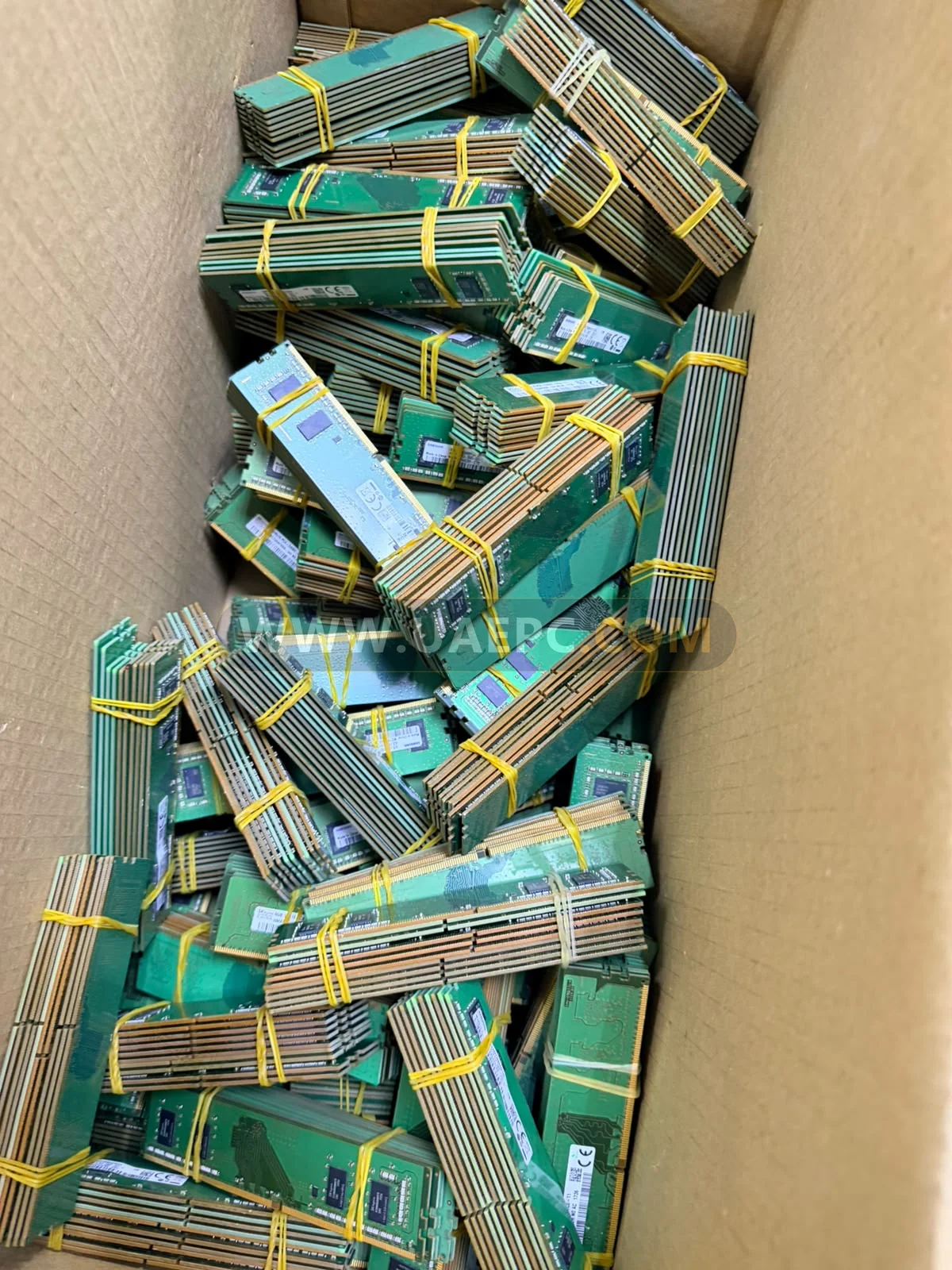Lot of 600 Units - 8GB DDR4 Desktop RAM Stock — image 1 · wholesale bulk stock — UAEPC Sharjah & Dubai