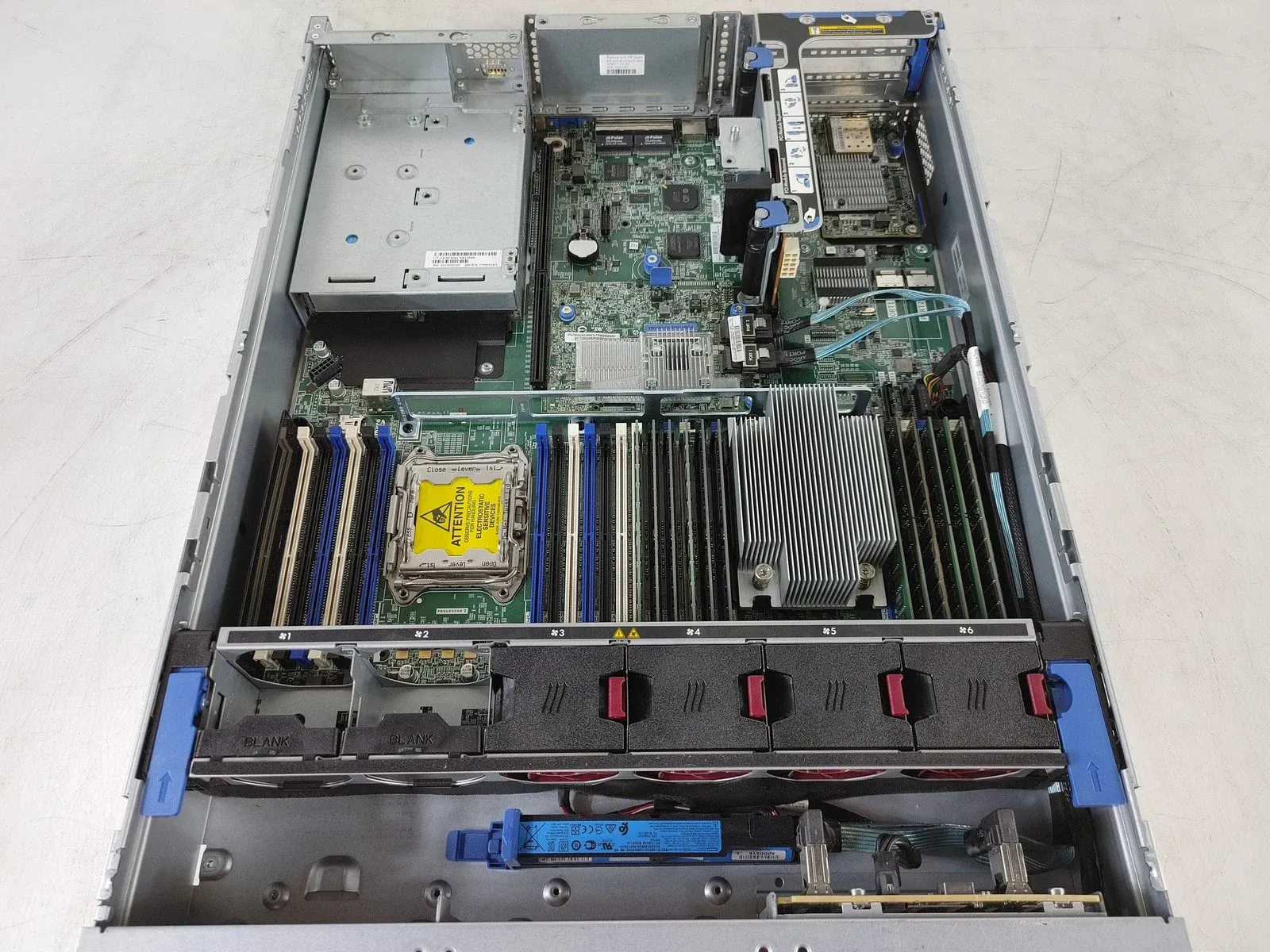 Wholesale Rack Tower Blade Servers — HPE ProLiant DL ML, Dell PowerEdge R T, Lenovo ThinkSystem SR ST, Cisco UCS, Supermicro — Xeon AMD EPYC Enterprise Refurbished Sharjah Dubai UAE | UAEPC #4
